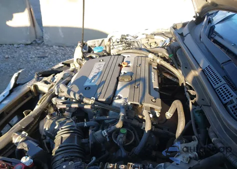 2006 Honda Accord 2.4 Lx z USA, uszkodzony, nr VIN 3HGCM56436G705454